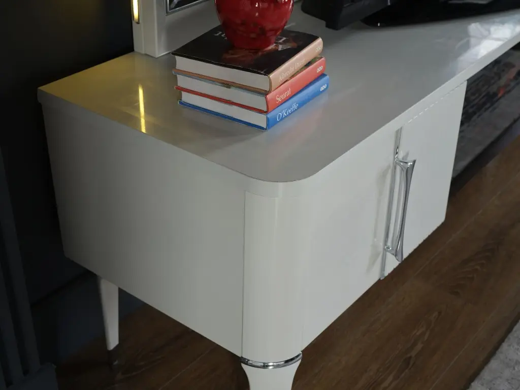 ARENA SONIMELI TV SEHPASI/PORSELEN BEYAZ