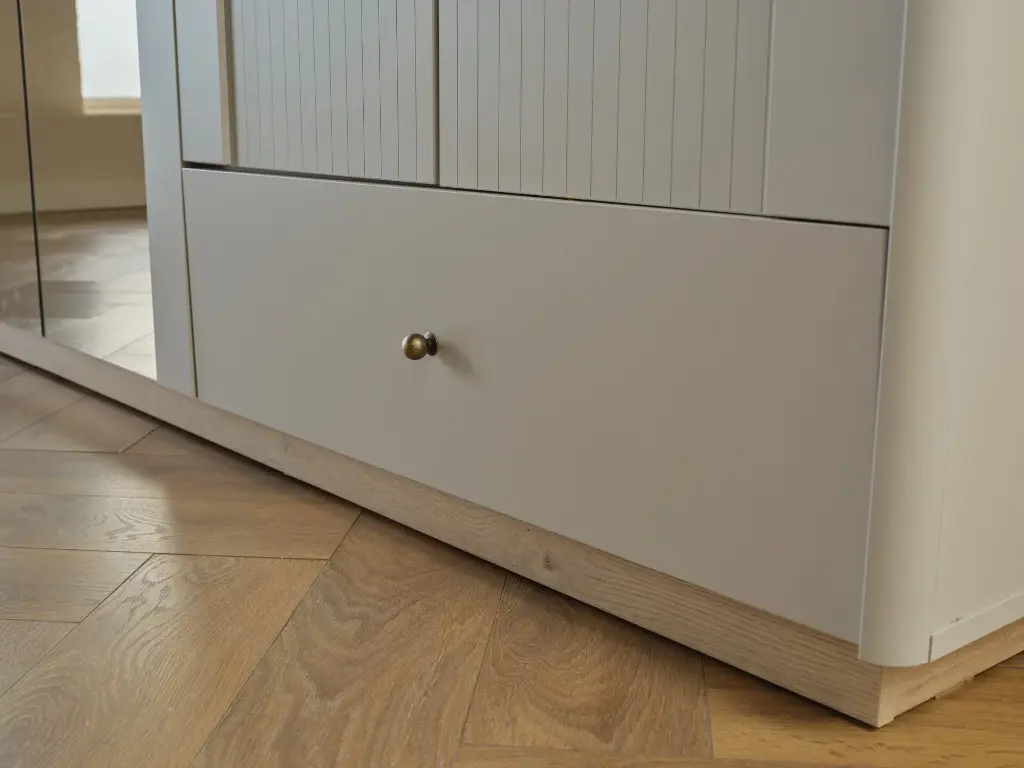 BORNEO 5 KAPAKLI DOLAP SEREZ GRI/INTRO MESE