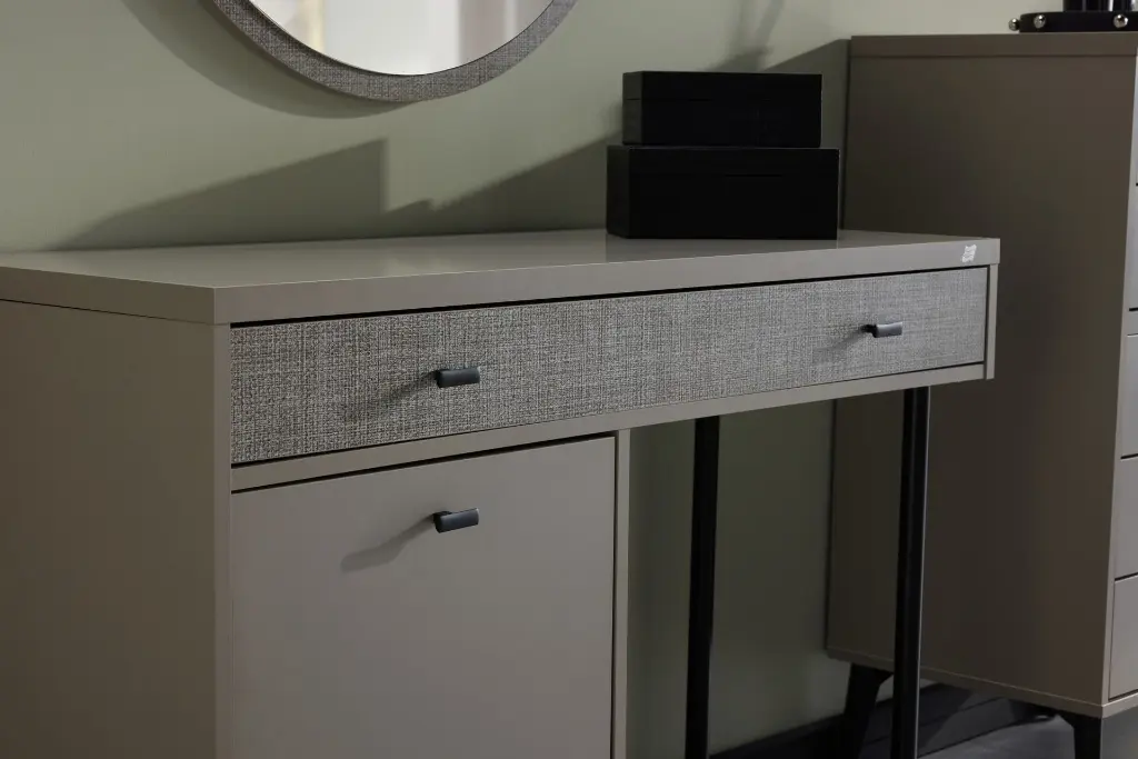 TRUVA MAKYAJ MASASI ERCİYES KREM/TRUVA TEKSTİL 