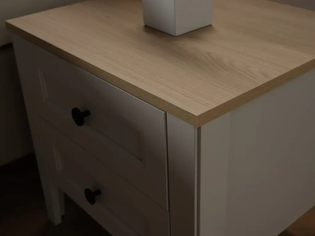 FIONA KOMODIN SRZ GR/FNA MSE